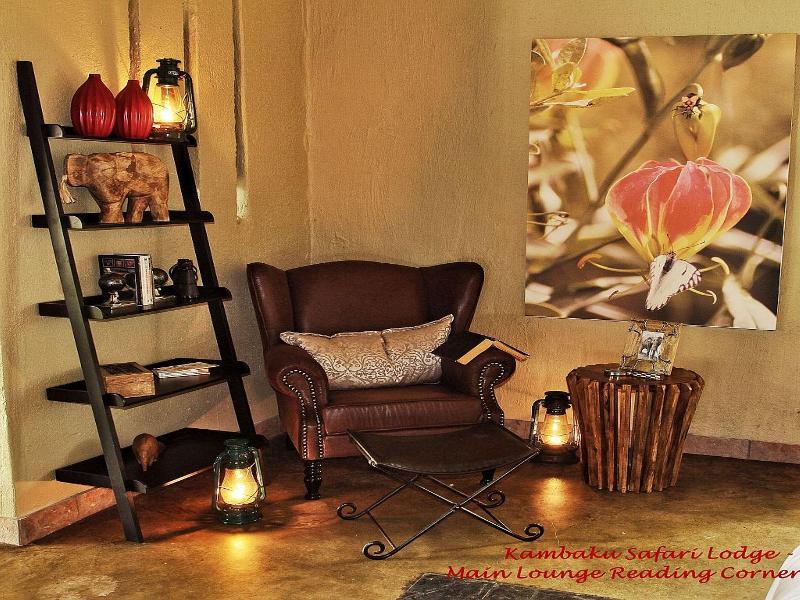 Kambaku River Sands Hotel โฮดสปรูท ภายนอก รูปภาพ
